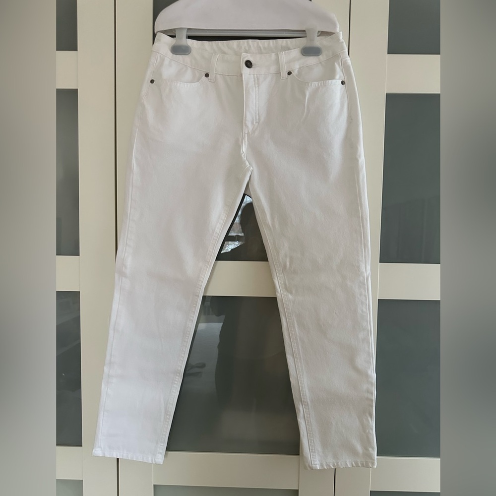 Escada Crisp. Boot cut White Jeans. Size EU 40/ US 8.